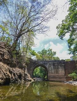 Puente Damas